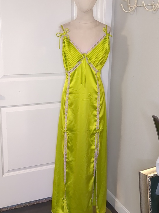 Betsey Johnson Dresses & Skirts - Betsey Johnson X Forever 21 Lime Green Satin Maxi Dress Plus Size